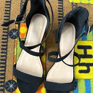 Cityclassified Black Sandals with Ankle Strap